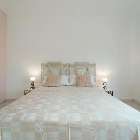 Casa Rosia